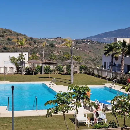 3 Bed In Casa Banderas