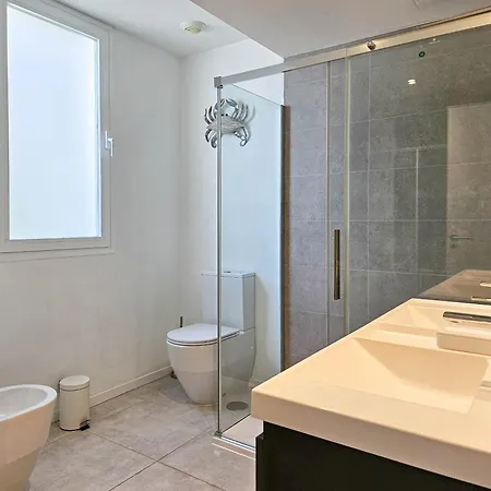 3 Bed In Casa Banderas